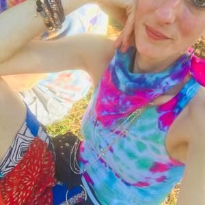 Meet your Posher, Abi